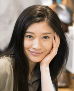 篠原涼子は女優としての活躍が素晴らしいです。